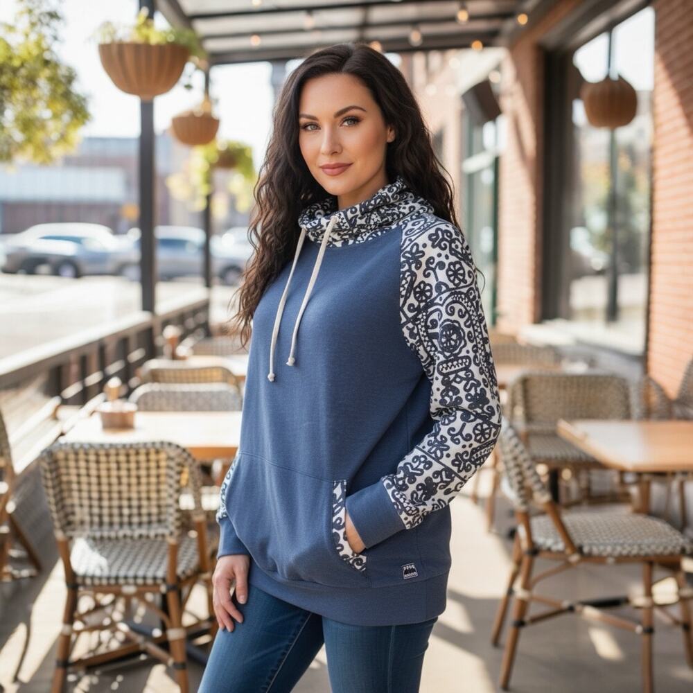 Burton Women's Blue Patterned Sleeve Floral Fleece High Neck Hoodie Medium